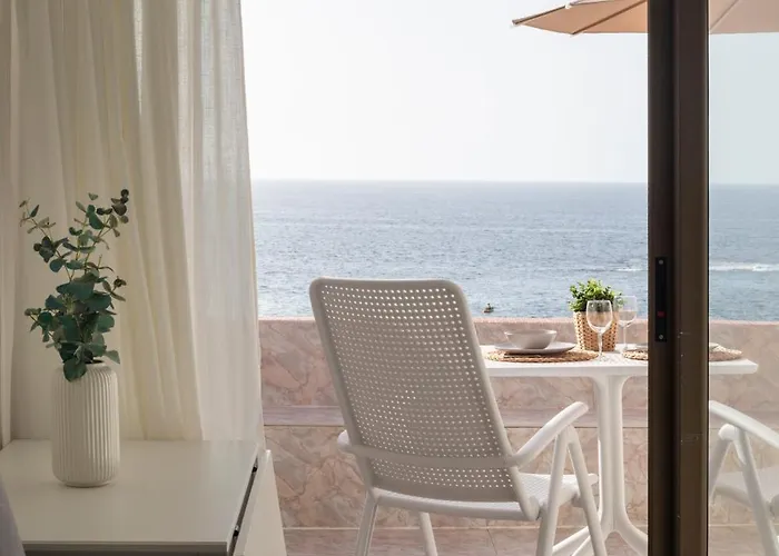 Frente A La Playa De Canteras C68 * Las Palmas de Gran Canaria